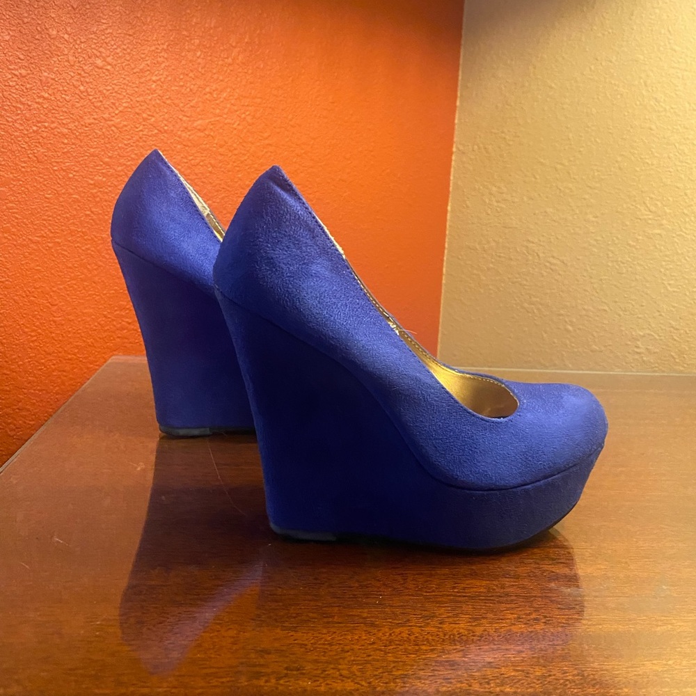WORN ONCE Massimo Royal Blue Suede Wedge Heels Size 7